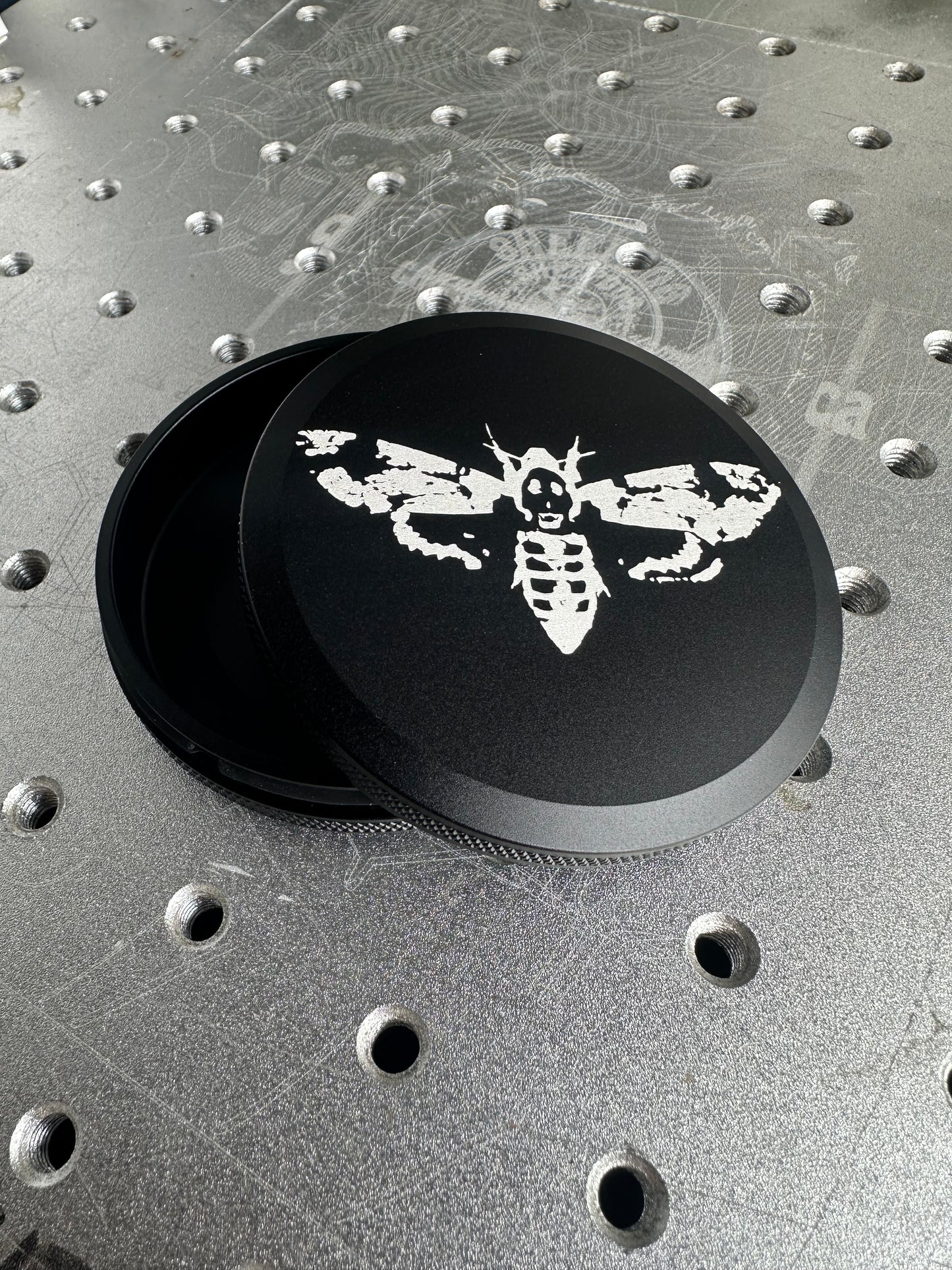 Nic pouch can billet aluminum