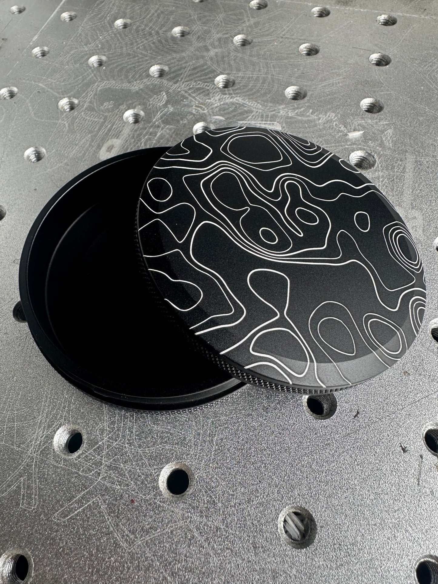 Nic pouch can billet aluminum